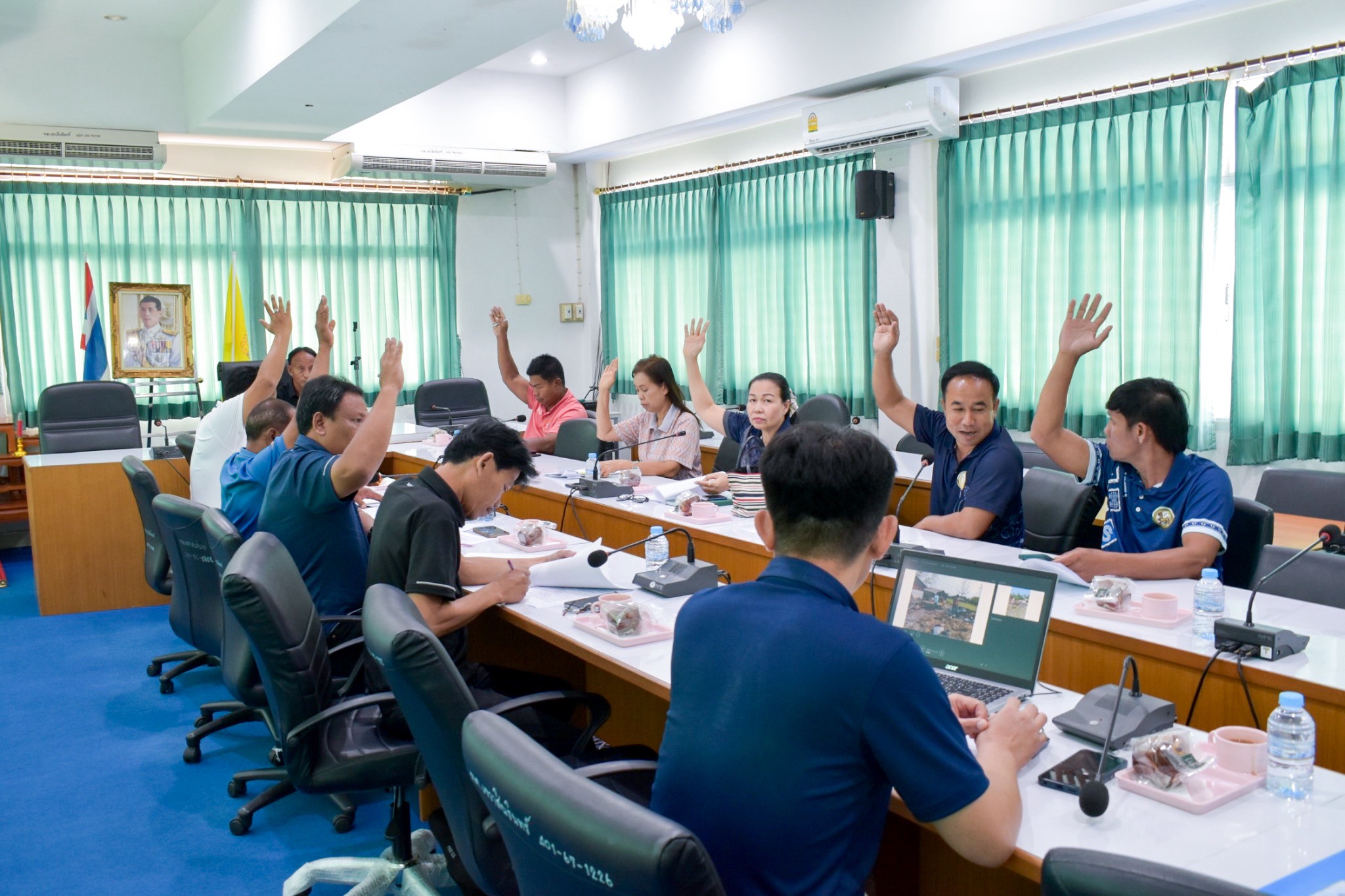 ประชุมคณะกรรมการช่วยเหลือประชาชนของเทศบาลตำบลเขวาสินรินทร์ ณ ห้องประชุมสภาเทศบาลตำบลเขวาสินรินทร์