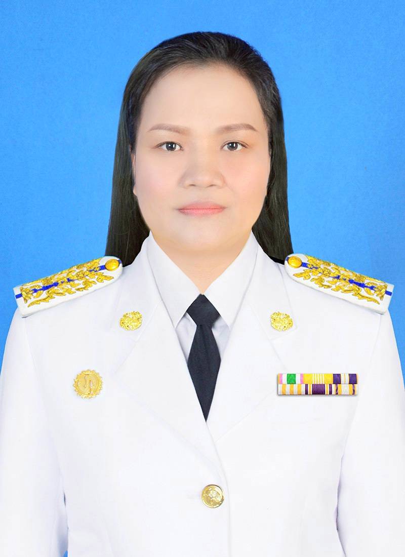 นางสาวมณีรัตน์ สกุลทอง