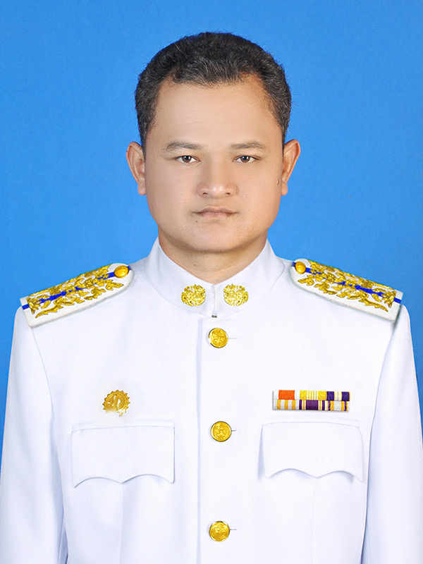 นายมาโนช ผจญกล้า