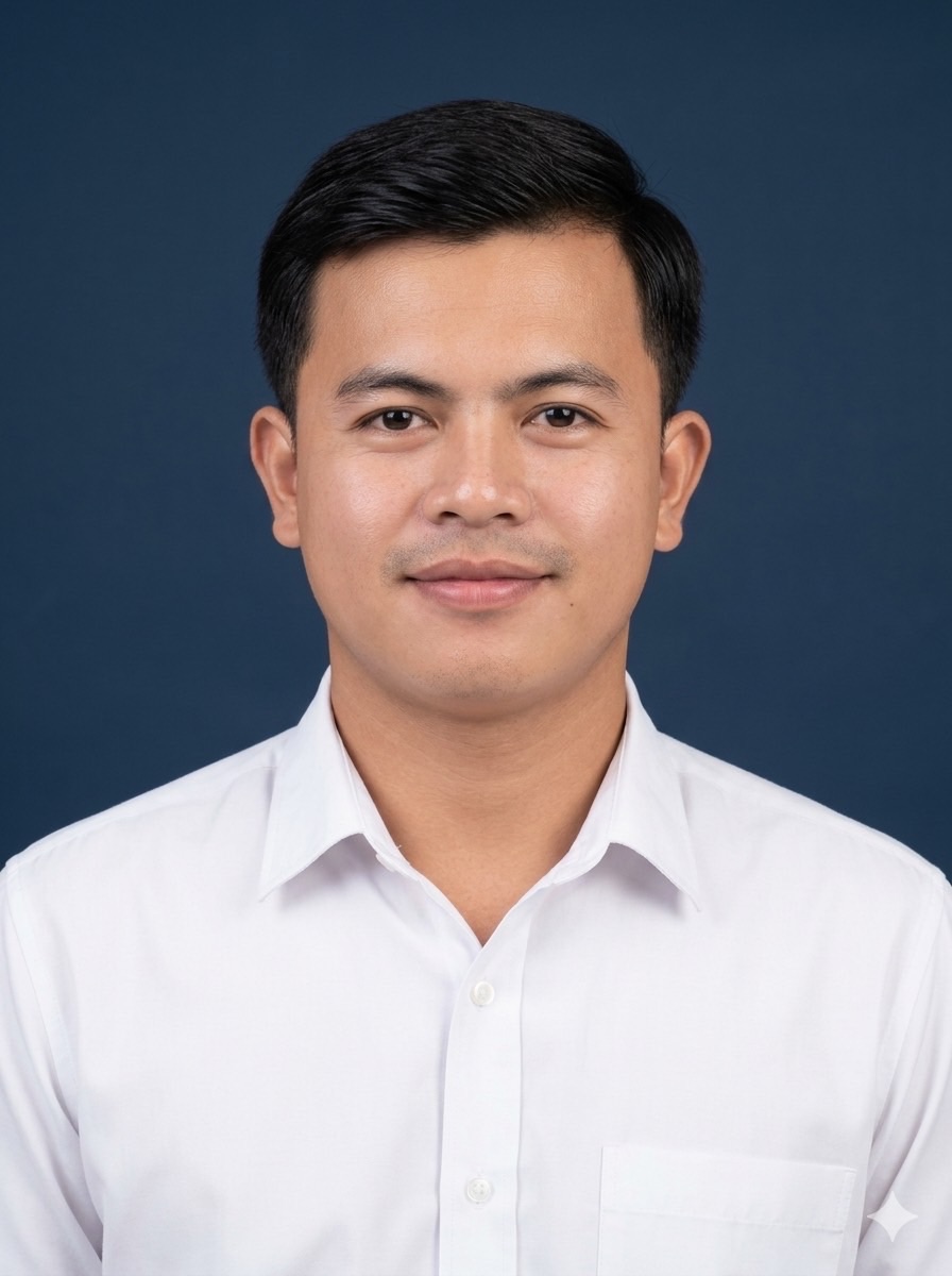 นายสรรเพชญ์ สำนักนิตย์